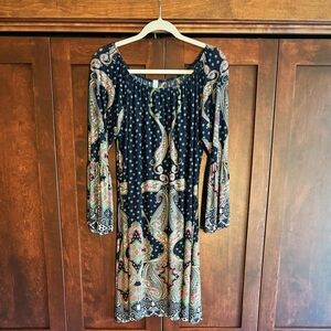 Chic Long Sleeve Paisley Dress